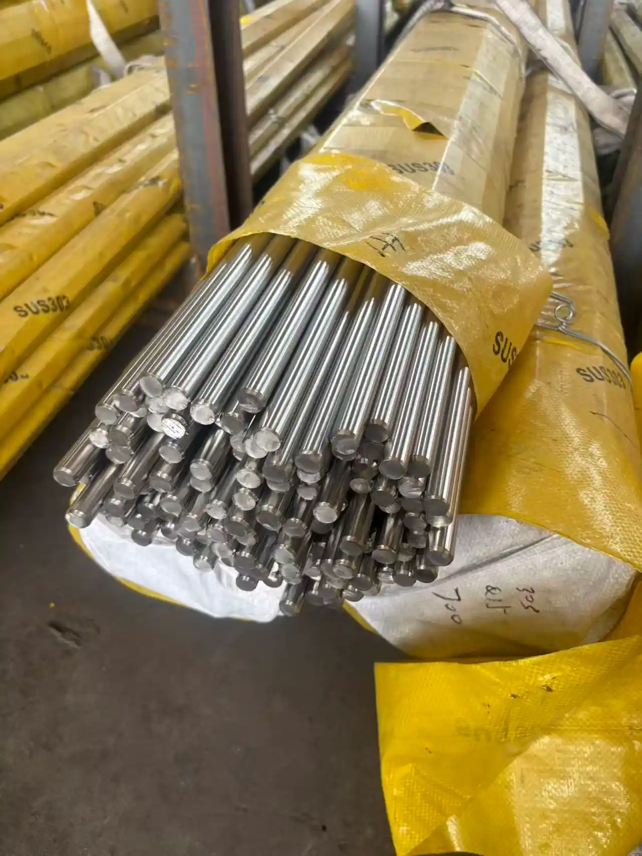 303 stainless steel round bars for machining supply